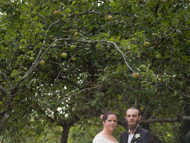 Le mariage de Dimitri et Madeleine à Château-Larcher, Vienne 13