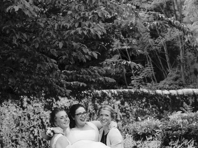 Le mariage de Sandrine et Fréderic à Belley, Ain 18