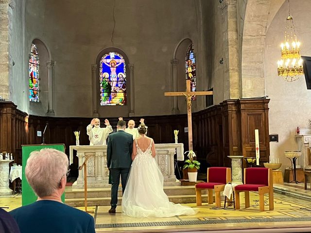Le mariage de Romain et Lucie  à Saint Just Saint Rambert, Loire 23