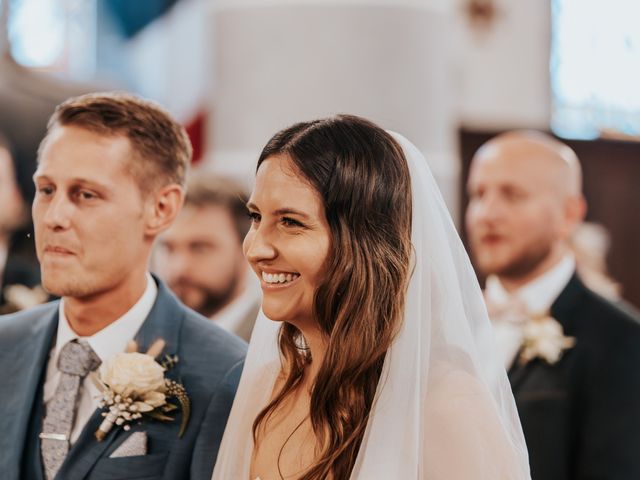 Le mariage de Nathan et Léana à Ornans, Doubs 43