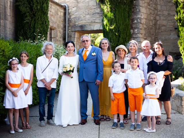 Le mariage de Jean-Charles et Marie-Ange à Les Angles, Gard 19