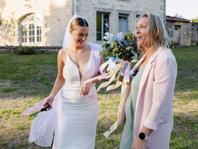 Le mariage de Michaël et Anaïs à Azay-le-Brûlé, Deux-Sèvres 89