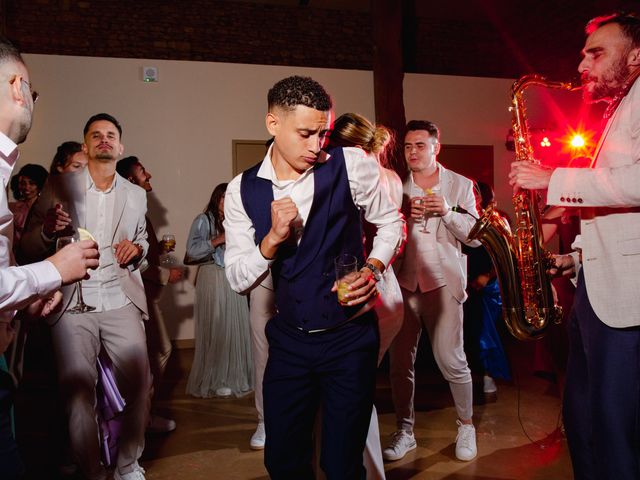 Le mariage de Michaël et Anaïs à Azay-le-Brûlé, Deux-Sèvres 130