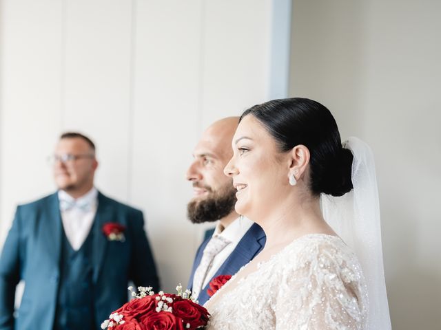 Le mariage de Steve et Laura à Saint-André-sur-Vieux-Jonc, Ain 9