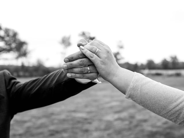 Le mariage de Steve et Laura à Saint-André-sur-Vieux-Jonc, Ain 16