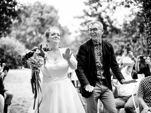 Le mariage de Julien et Lise à Châteauneuf-sur-Sarthe, Maine et Loire 9