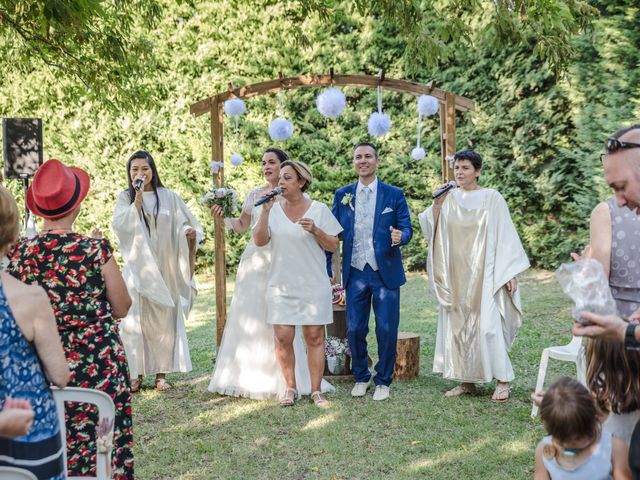 Le mariage de Fabien et Delphine à Monteux, Vaucluse 11