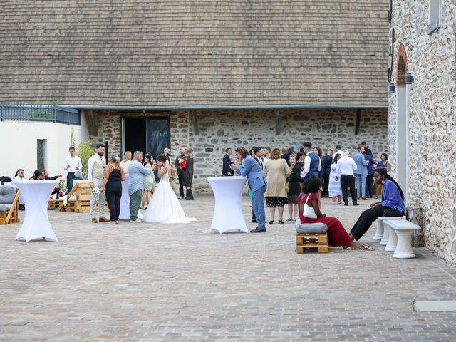 Le mariage de Yacine et Julie à Rosny-sous-Bois, Seine-Saint-Denis 97