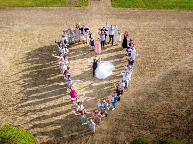 Le mariage de Thomas et Deborah à Les Riceys, Aube 1