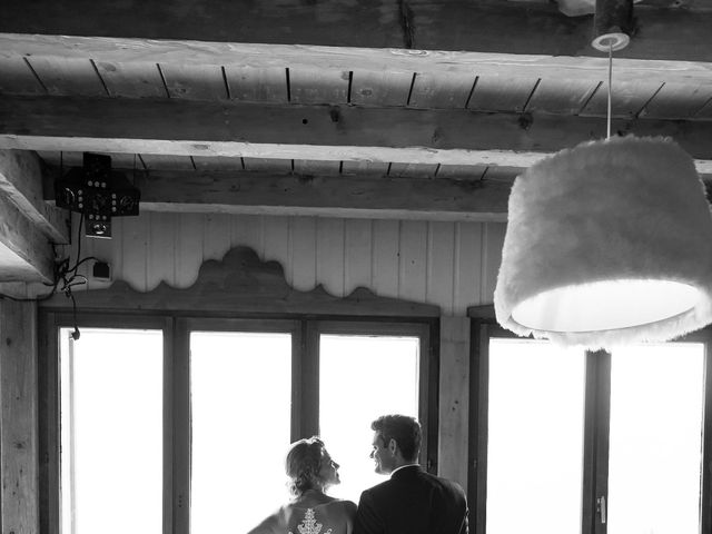 Le mariage de Laurent et Anaïs  à La Clusaz, Haute-Savoie 25