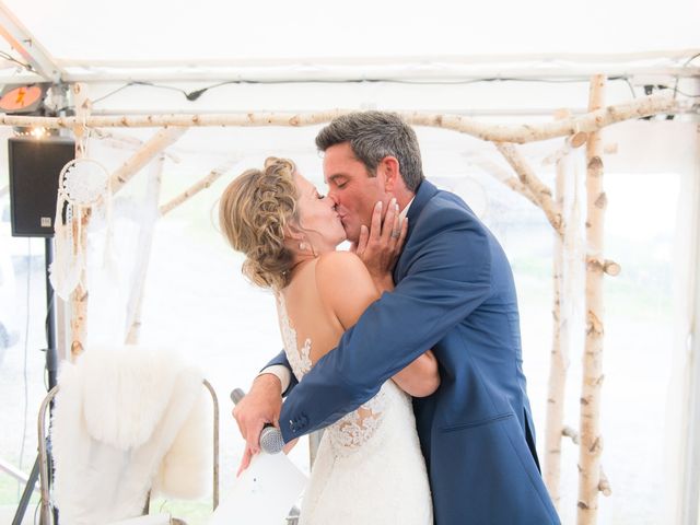 Le mariage de Laurent et Anaïs  à La Clusaz, Haute-Savoie 56