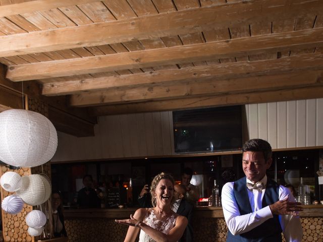 Le mariage de Laurent et Anaïs  à La Clusaz, Haute-Savoie 58