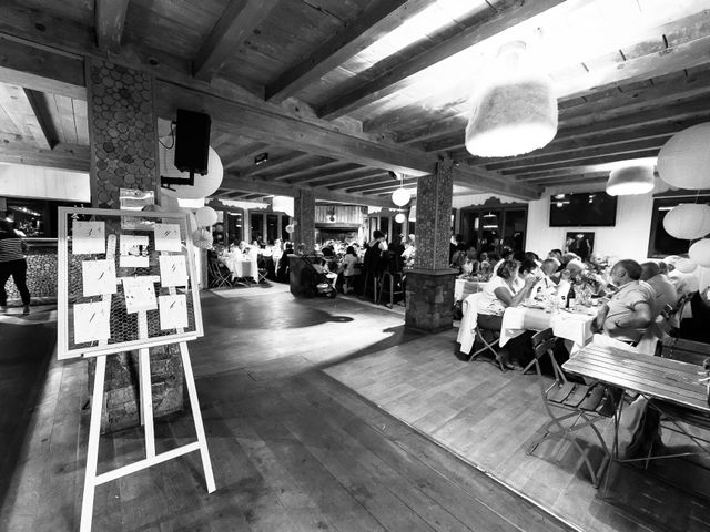 Le mariage de Laurent et Anaïs  à La Clusaz, Haute-Savoie 82