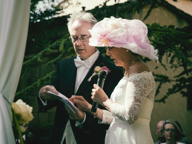 Le mariage de Mike et Pia à Sernhac, Gard 18