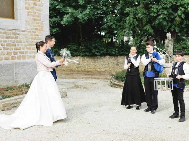 Le mariage de François et Anne-Aël à Brignogan-Plage, Finistère 3