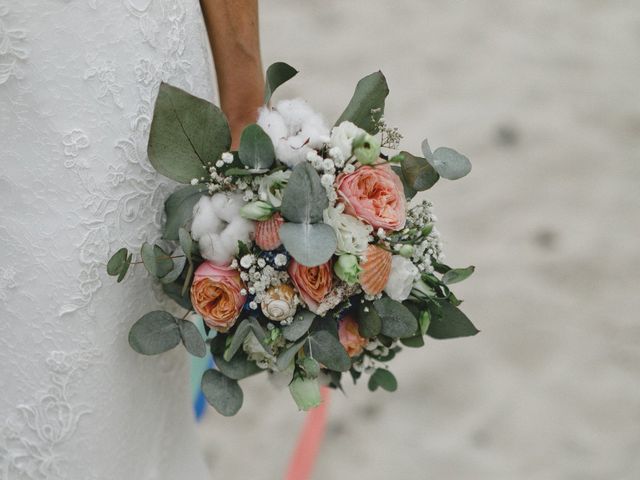 Le mariage de Clément et Gaelle à Concarneau, Finistère 74