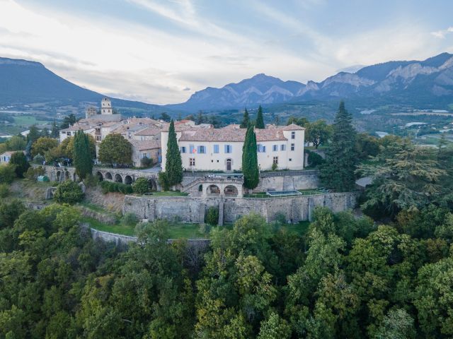 Le mariage de Benjamin et Margaux à Veynes, Hautes-Alpes 74