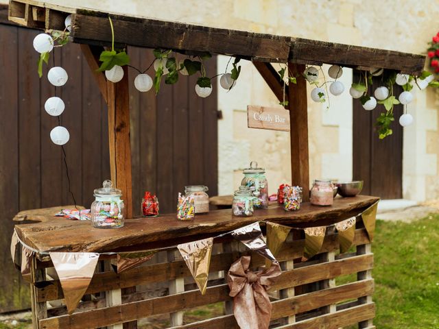 Le mariage de Andry et Joanna à Saint-Aulaye, Dordogne 2