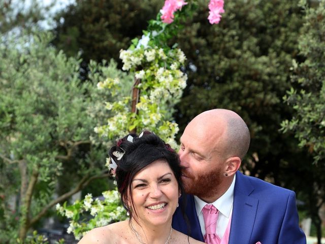 Le mariage de Nathalie et Alexandre à Ventabren, Bouches-du-Rhône 40