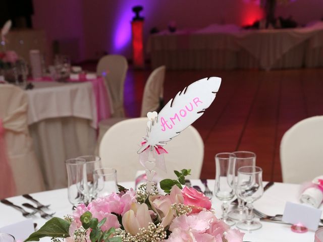 Le mariage de Nathalie et Alexandre à Ventabren, Bouches-du-Rhône 48