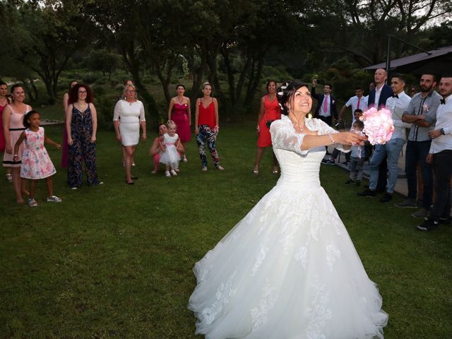 Le mariage de Nathalie et Alexandre à Ventabren, Bouches-du-Rhône 50