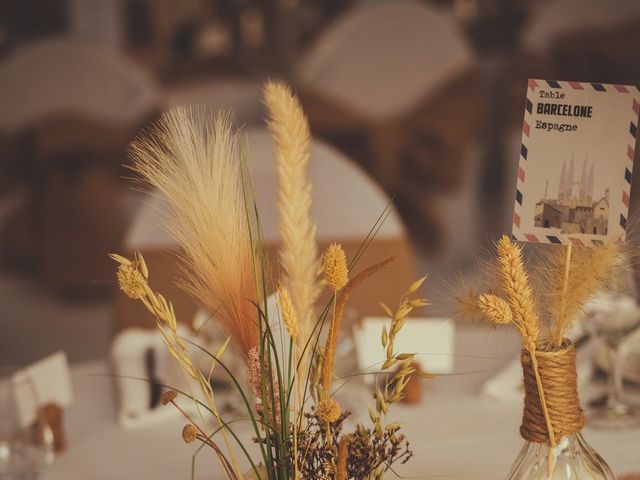 Le mariage de Simon et Célia à Mably, Loire 82