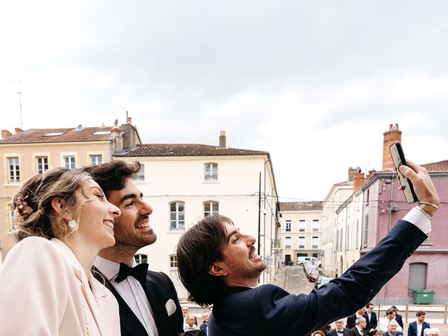 Le mariage de Louis et Victoire à Parigny, Loire 41