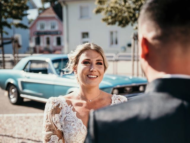 Le mariage de Dejan et Élise à Aspach, Haut Rhin 11