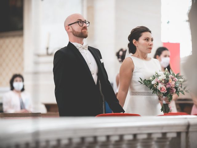 Le mariage de Jérémy et Laura à Paris, Paris 18