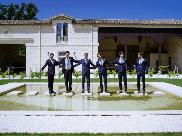 Le mariage de Arthur et Agathe à Bordeaux, Gironde 15