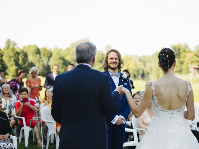 Le mariage de Marius et Grace à Ploubezre, Côtes d&apos;Armor 15