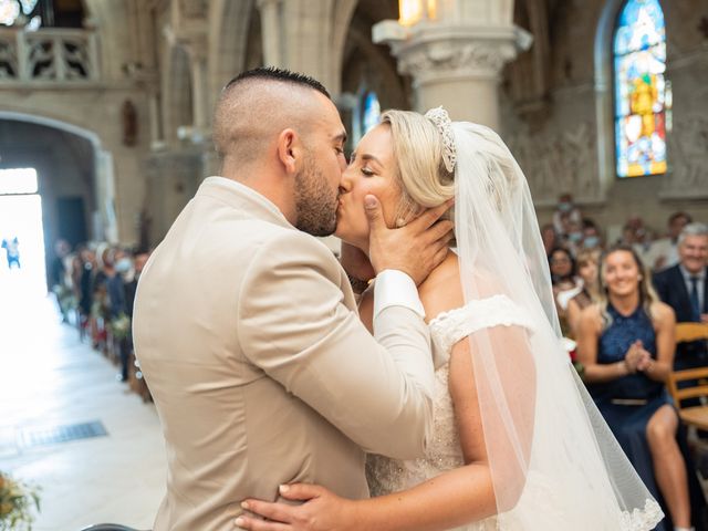 Le mariage de Bastien et Marina à Ons-en-Bray, Oise 28