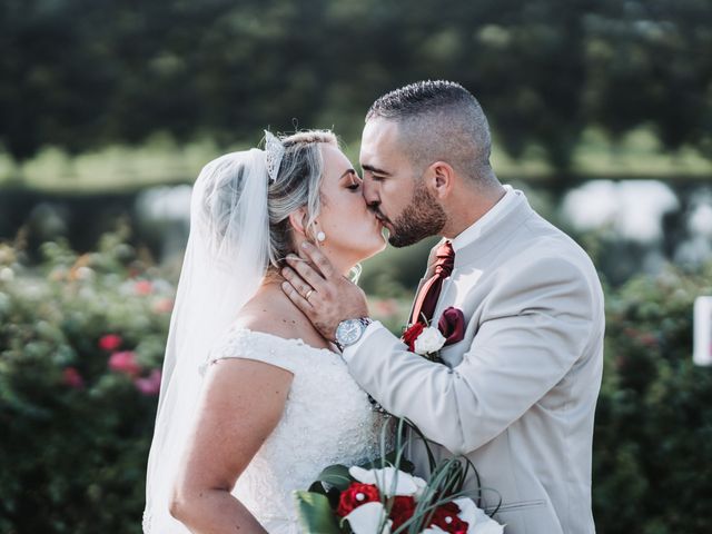 Le mariage de Bastien et Marina à Ons-en-Bray, Oise 34