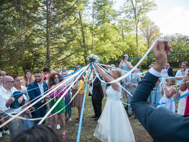 Le mariage de Grégorio et Lidy à Chasseneuil-du-Poitou, Vienne 28