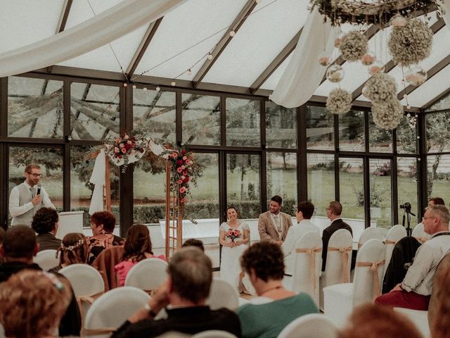 Le mariage de Thomas et Stéphanie à Naours, Somme 88