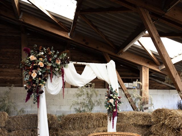 Le mariage de Océane et Juliette à Saint-Georges-de-Mons, Puy-de-Dôme 26