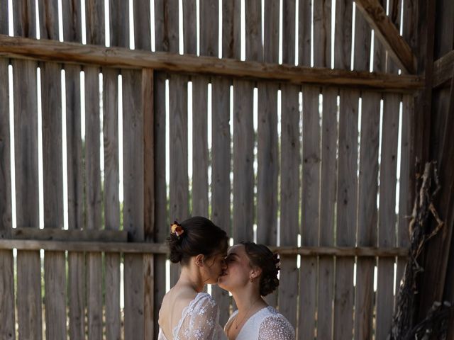 Le mariage de Océane et Juliette à Saint-Georges-de-Mons, Puy-de-Dôme 38