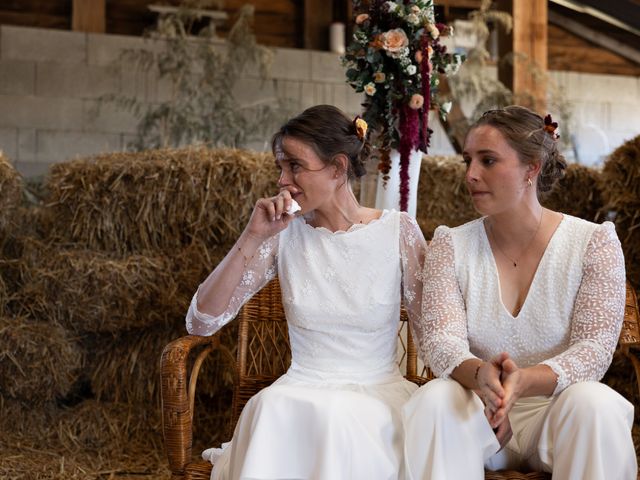 Le mariage de Océane et Juliette à Saint-Georges-de-Mons, Puy-de-Dôme 1