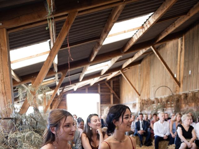 Le mariage de Océane et Juliette à Saint-Georges-de-Mons, Puy-de-Dôme 46