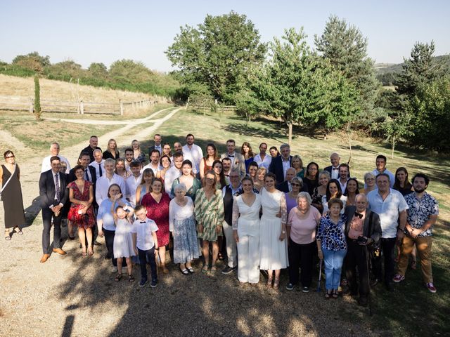 Le mariage de Océane et Juliette à Saint-Georges-de-Mons, Puy-de-Dôme 48