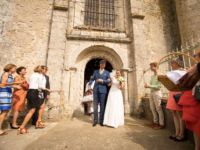 Le mariage de Etienne et Hélène à Denonville, Eure-et-Loir 2