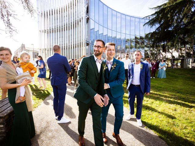 Le mariage de Cyril et Gaëtan à Les Herbiers, Vendée 23