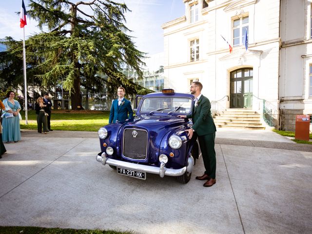 Le mariage de Cyril et Gaëtan à Les Herbiers, Vendée 24