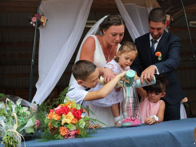 Le mariage de Benjamin et Emmanuelle à Landos, Haute-Loire 25