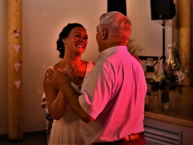 Le mariage de Benjamin et Emmanuelle à Landos, Haute-Loire 67