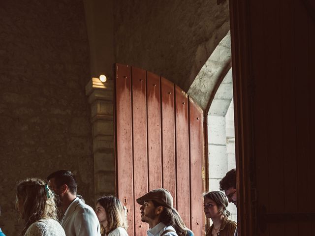 Le mariage de Mathieu et Céline à Antonne-et-Trigonant, Dordogne 29