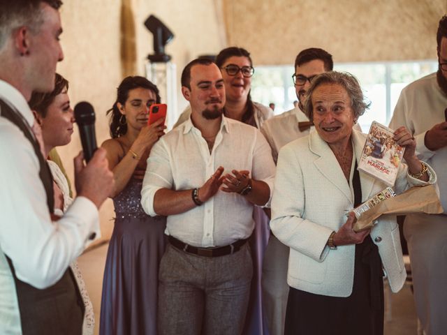 Le mariage de Mathieu et Céline à Antonne-et-Trigonant, Dordogne 57