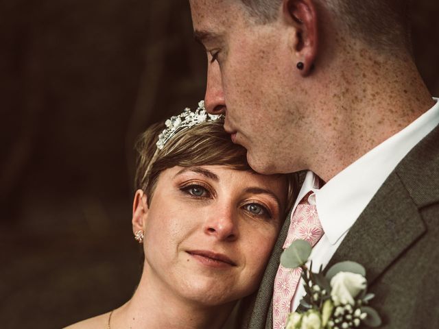 Le mariage de Mathieu et Céline à Antonne-et-Trigonant, Dordogne 65