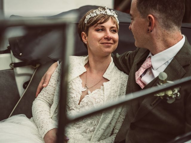 Le mariage de Mathieu et Céline à Antonne-et-Trigonant, Dordogne 75