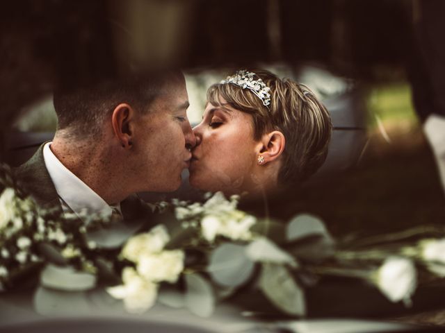 Le mariage de Mathieu et Céline à Antonne-et-Trigonant, Dordogne 76